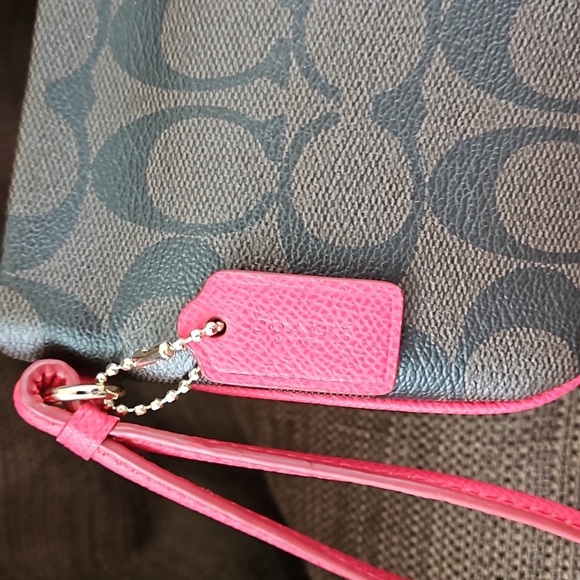 Coach Signature C Coated Canvas & Leather Large Zip Wristlet In Brown & Fuchsia - Picture 6 of 13